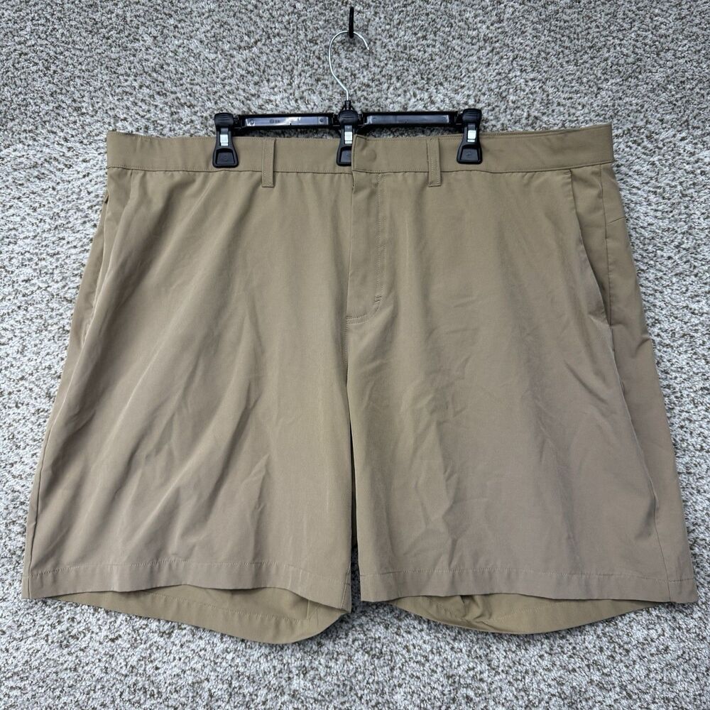 Fabletics Shorts‎ Men's Size 44 Beige Tan Performance Stretch Lightweight Golf